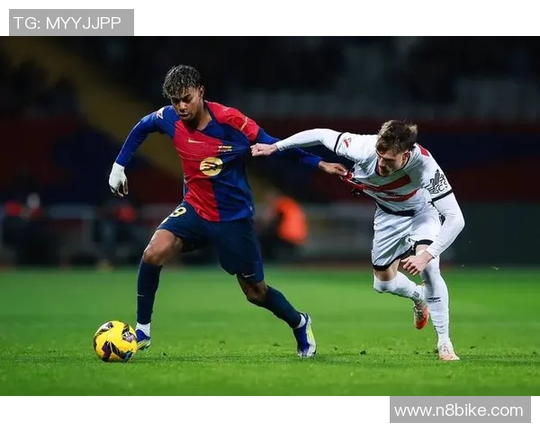 皇家马德里终结连败,主场2-1战胜巴列卡诺,取得赛季首胜 皇家马德里终结连败,主场2-1战胜巴列卡诺,取得赛季首胜